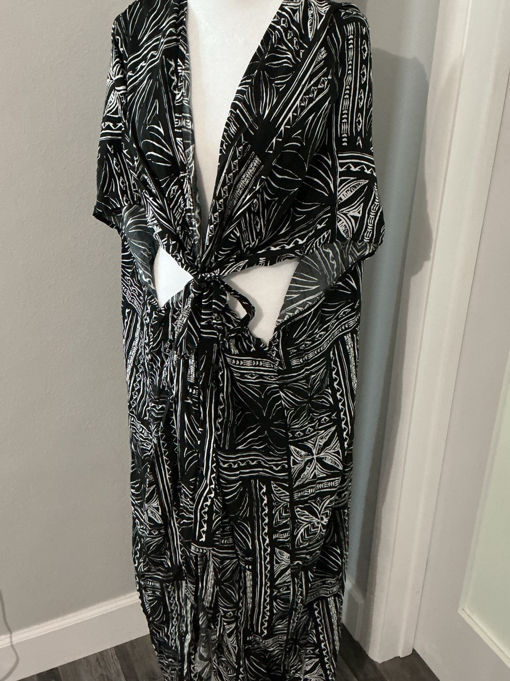 NWT Tanoa Hawaii Tribal Print Kimono Duster Cardigan With Optional Waist Tie OS - Picture 7 of 8